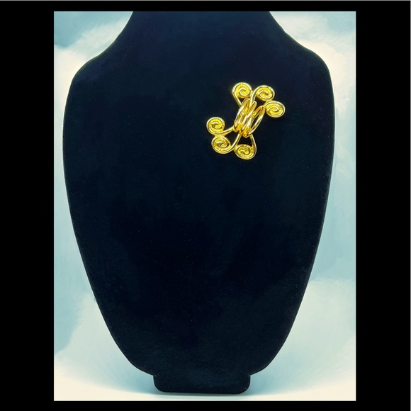 ?? Accessories - Unique Abstract Vintage Spiral Scarf Ring/Brooch